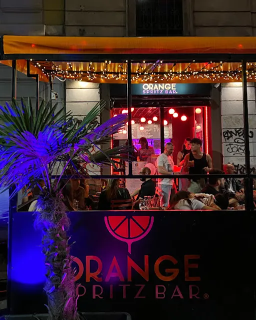 Orange Spritz bar
