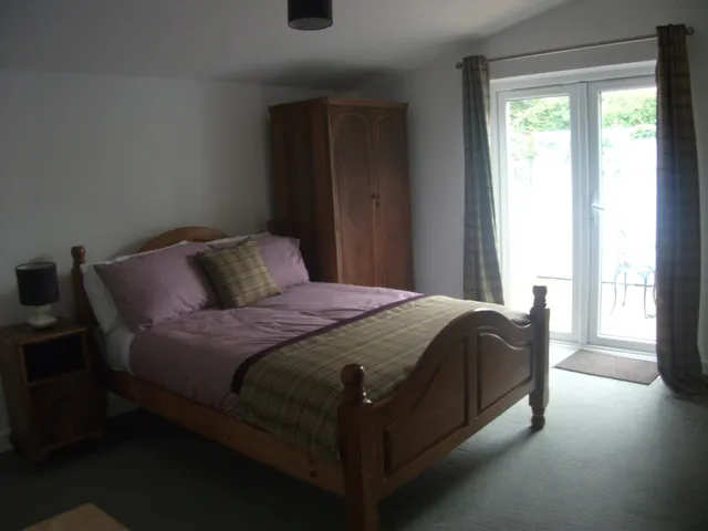 Self-contained Garden Apartment, Didcot