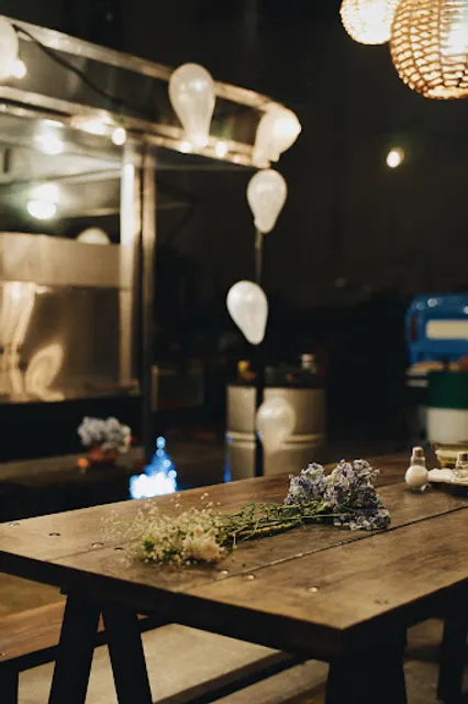 Volver : Real Burgers