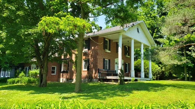 Vignoble Bromont Auberge & Boutique