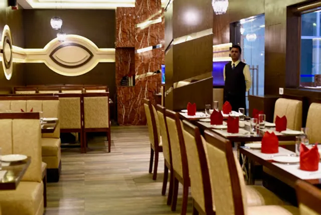 Calcutta Bistro Newtown (Continental | Indian | Chinese | Bar)