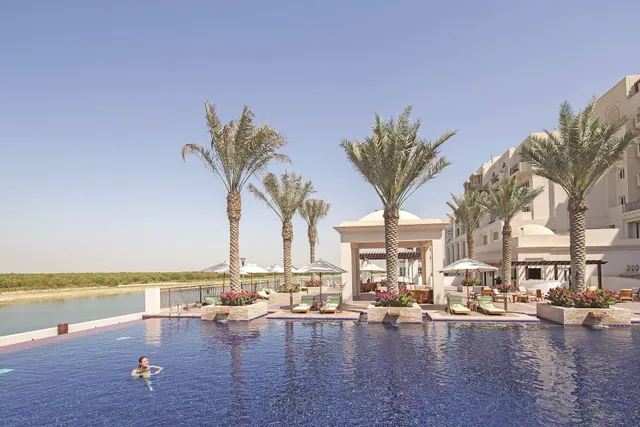 Eastern Mangroves Abu Dhabi Hotel
