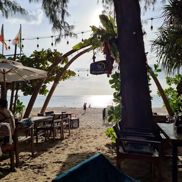 Veedvew Beach Bar Klong Dao