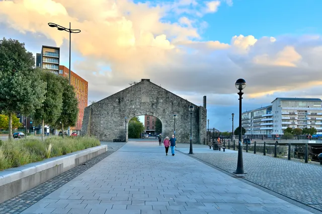 Old Wall Arch Albert Dock
