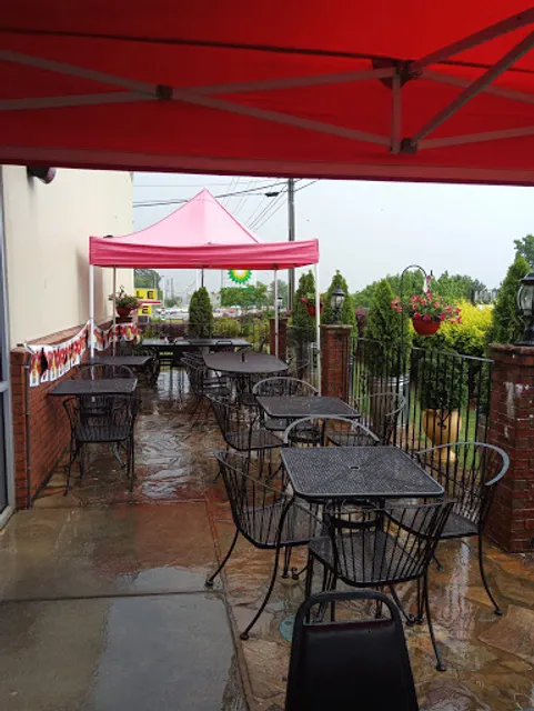 Dos Margaritas Mexican Restaurant