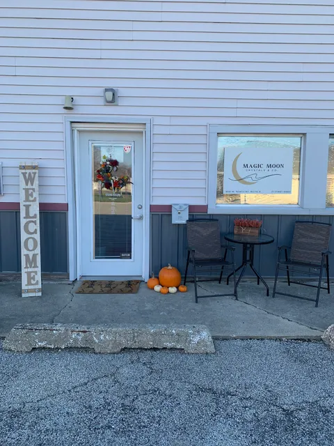 Magic Moon Crystals & Co.