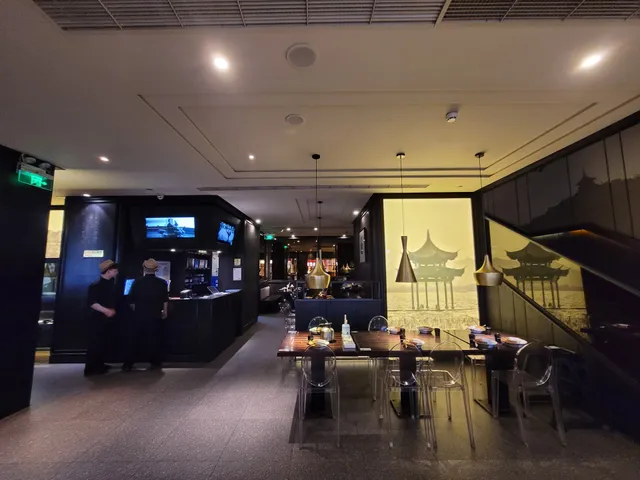 Grandma (Xinguanghui)