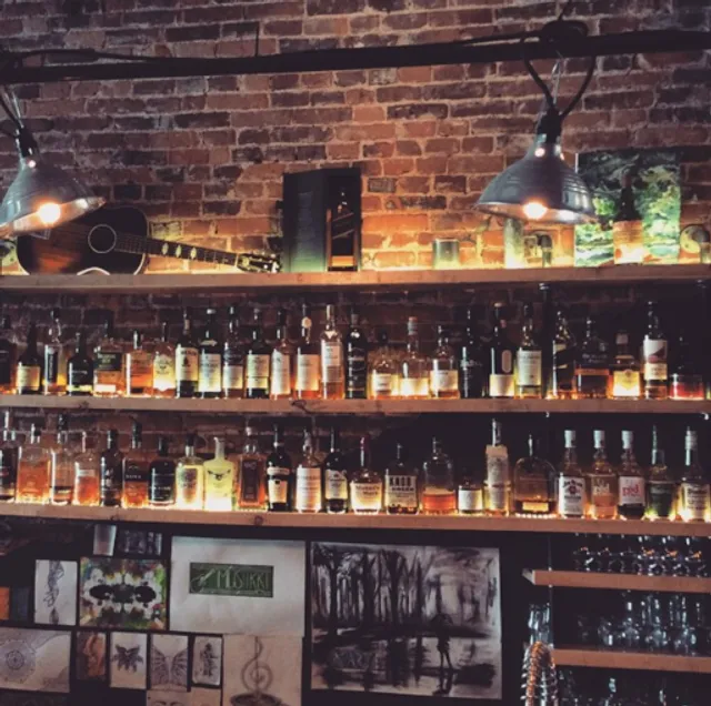 Musiikki Café & Whiskey Bar