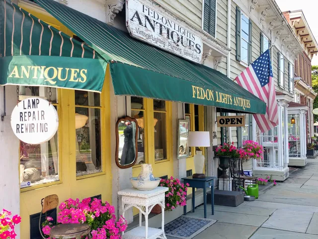 Fed-On Lights Antiques