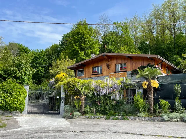 Al cervo tra i laghi