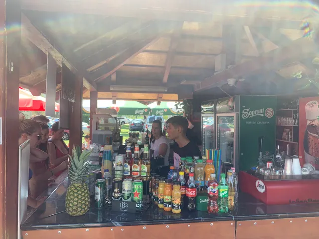 Part Büfé | Bringa Pihenő és Powerade Hidratáló Pont