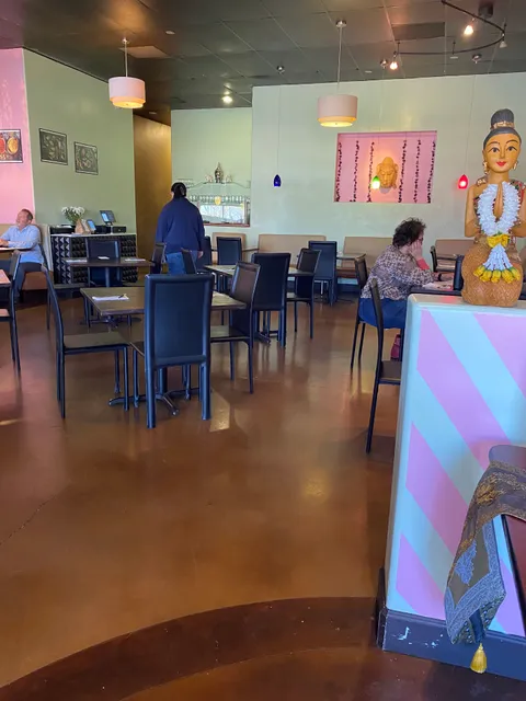Pad Thai Bistro