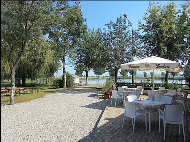 J Cafe' Lago Venere