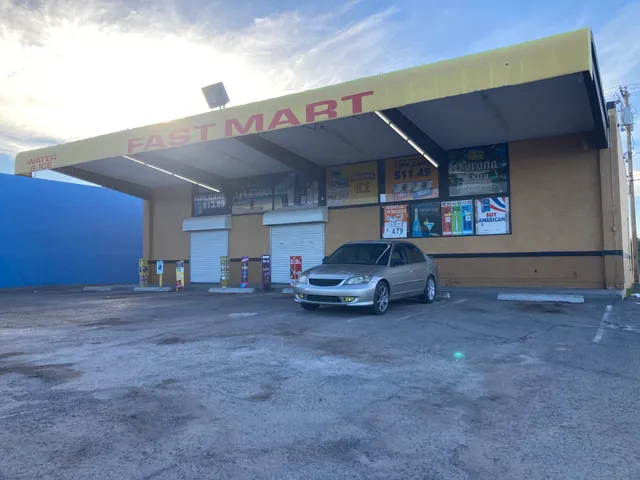 Fast Mart