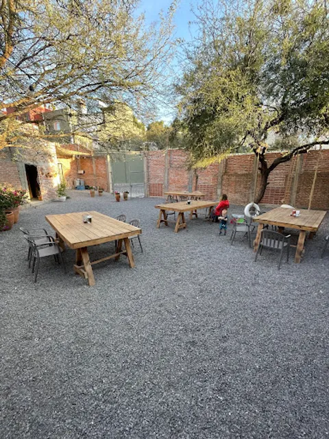 LA GROTTA 1989 San Miguel de Allende