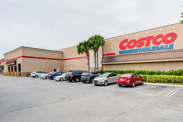 Southern Palm Crossing