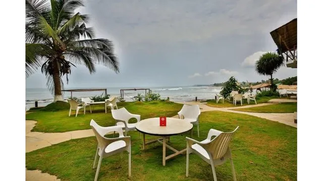 OYO 5608 Boomerang Beach Resort