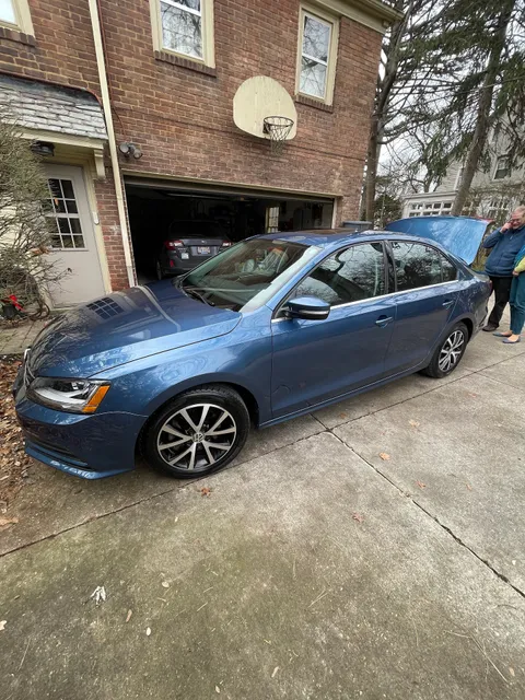 Professional Vehicle Detailing/Window Tint/Ceramic Coating/ Scratch Correction