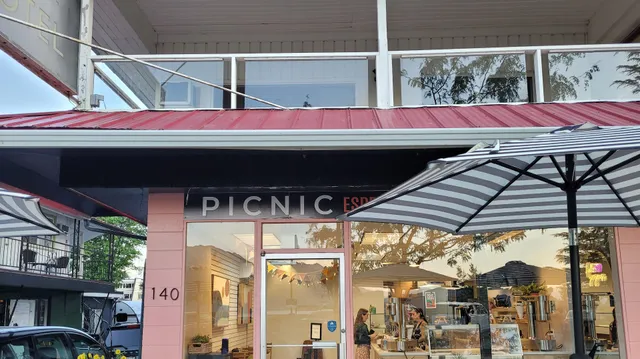 Picnic - Coffee & Ice Cream