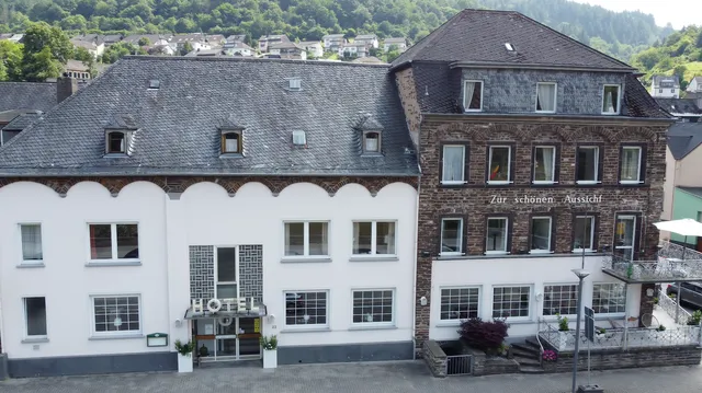 Hotel "Zur schönen Aussicht"