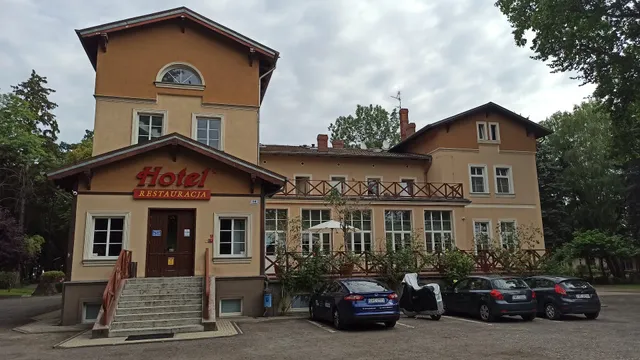 Dworek Brodowo Restauracja Hotel Przyjęcia