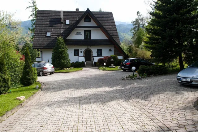 B&B Art House Szymaszkowa 1.