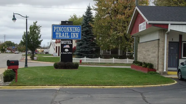 Pinconning Trail Inn