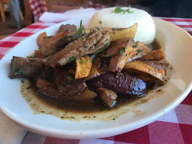 La Choza Peruvian & Mexican Restaurant