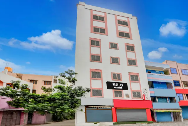 Super Hotel O Karakambadi Near Alipiri formerly BVN Grand