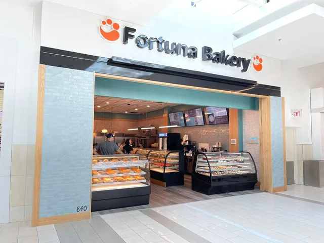 Fortuna Bakery & Coffee - Florida Mall