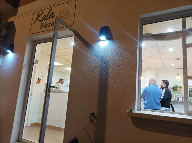 Kala Pizza