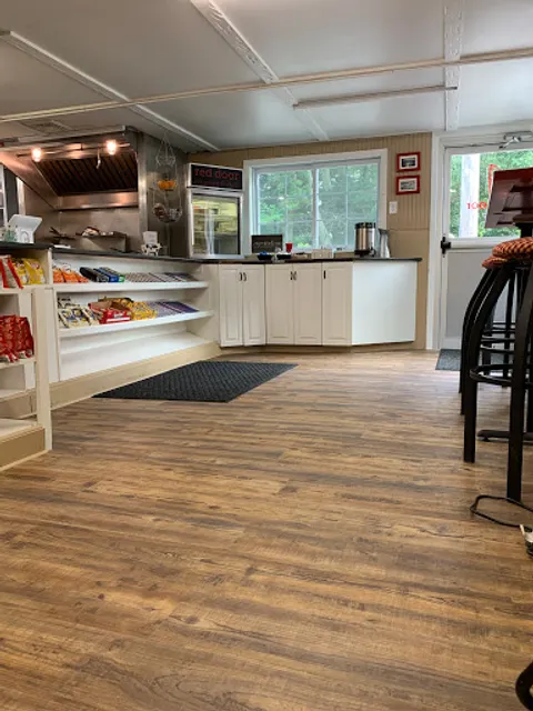 Red Door Market and Deli
