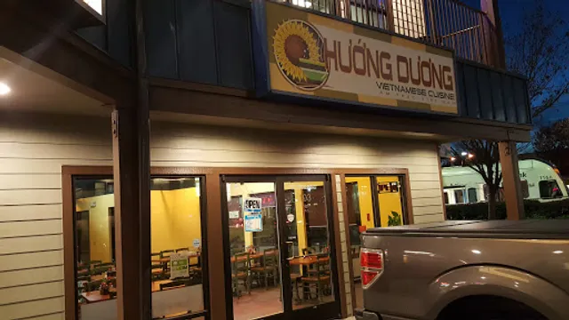 Huong Duong Restaurant