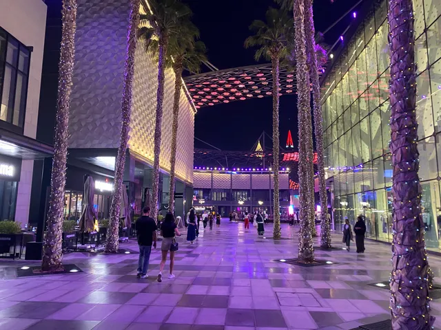 Citywalk Walkway