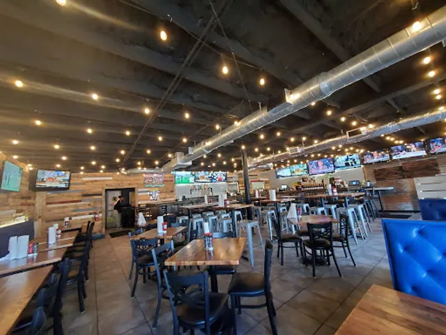 Food + Beer - Florida Sports Bar