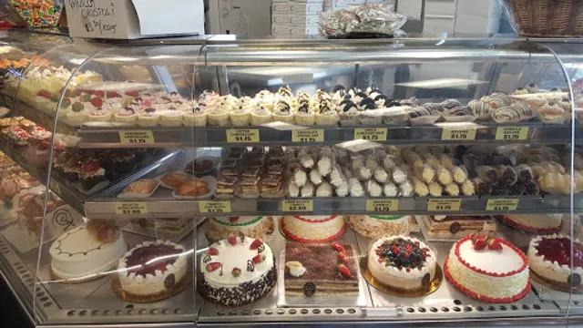 Tre Rose Bakery