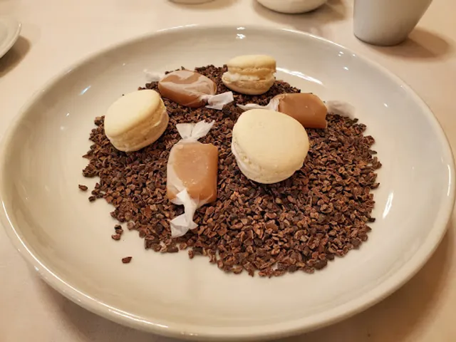 Woodroad Restaurant: A Cape Breton Dining Experience