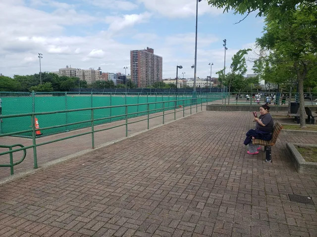 Riverbank State Park Tennis Courts 🎾