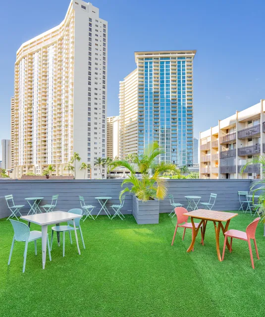 Honu Waikiki by ALOH