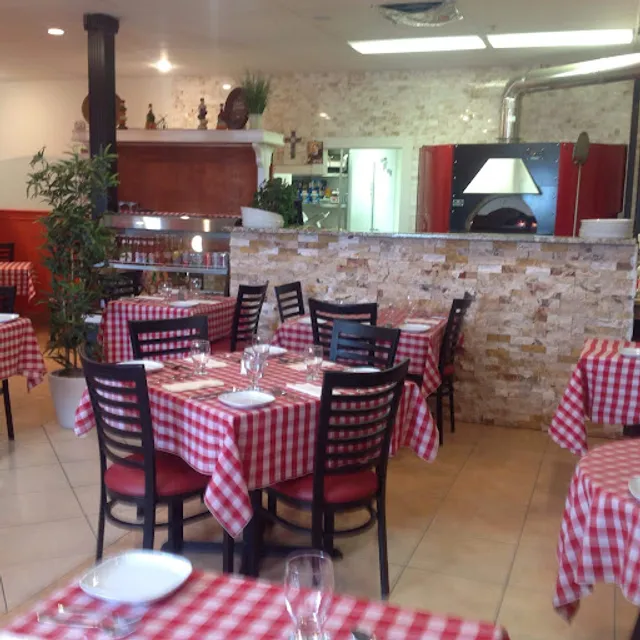 Sal's Restaurant & Pizza (Formerly Il Forno)