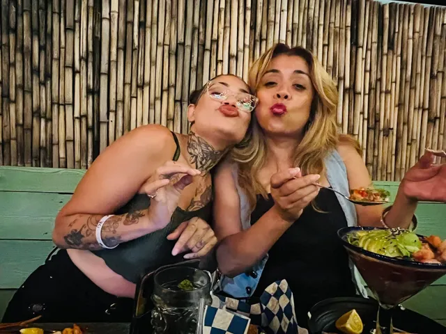 Hot Nachitas Taqueria