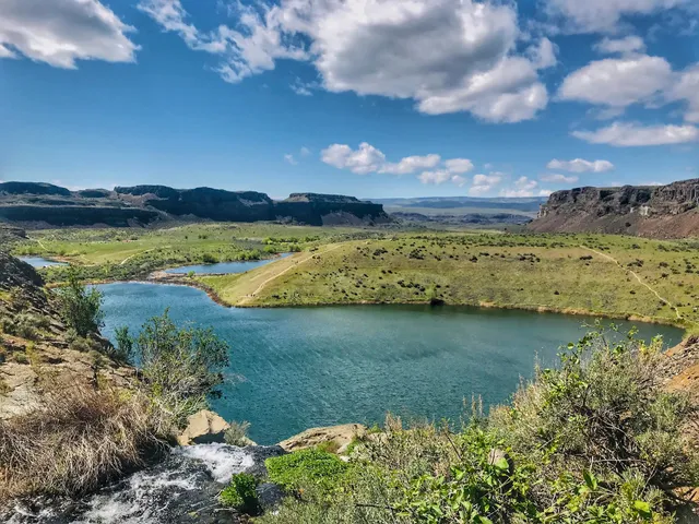 Ancient Lakes Trailhead