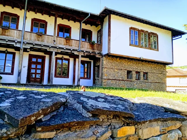 Achevata Kushta Guest House