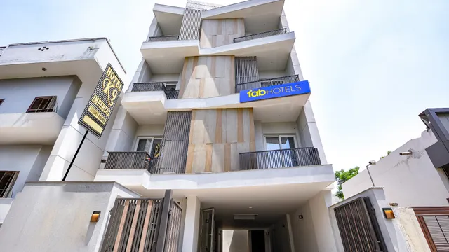 FabHotel K9 Imperial