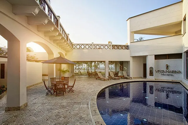 Vistamarina Casa Hotel