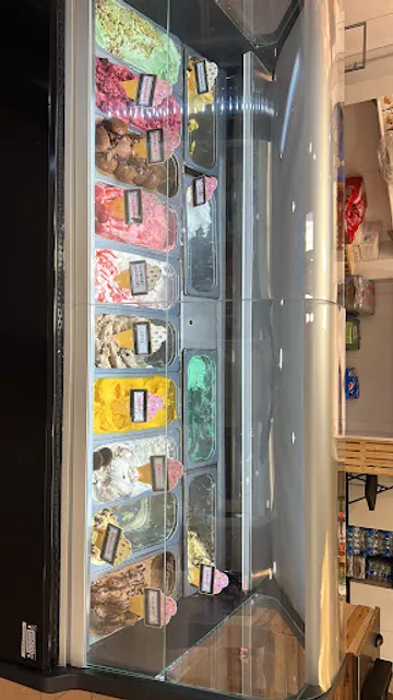 Refresh Juice Bar & Fruit Imporium