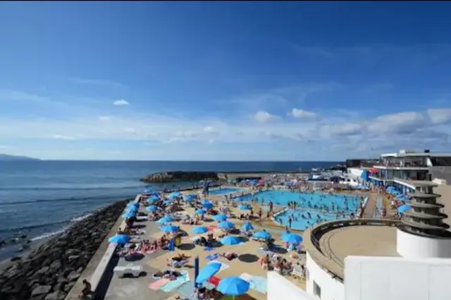 By the Sea - Guest´n´Surf house