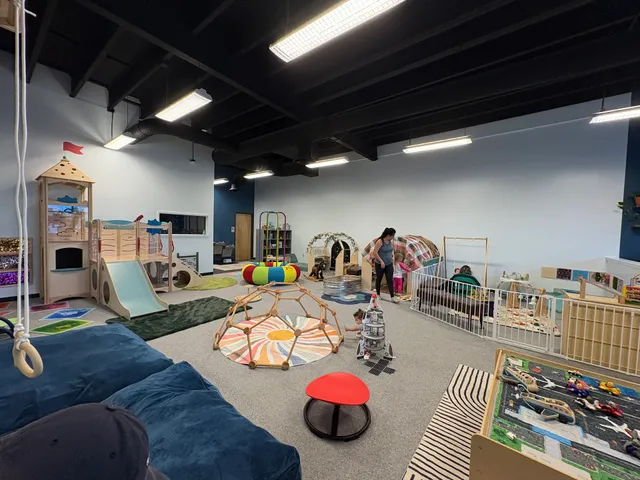 Little Otters Play Cafe