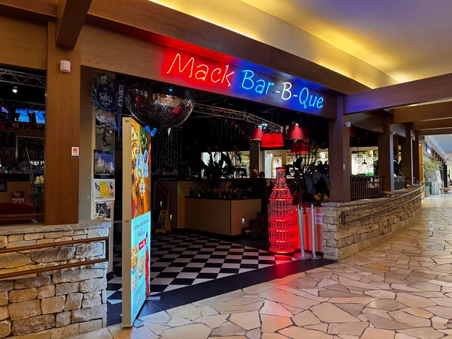 Mack Bar-B-Que, Rocca al Mare