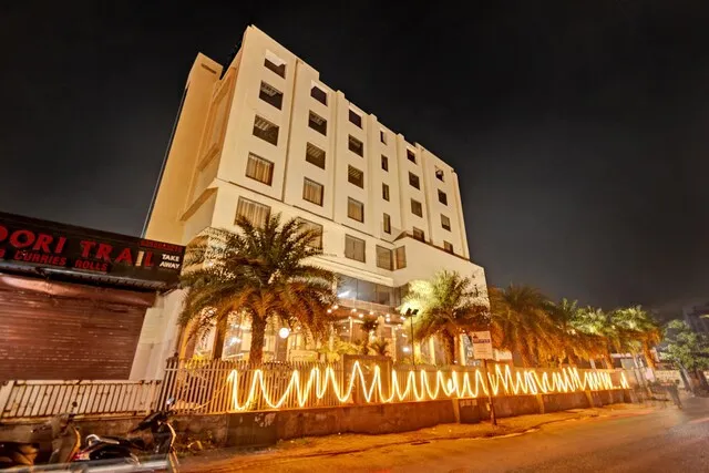 Townhouse 652 Hotel Royal Akshayam